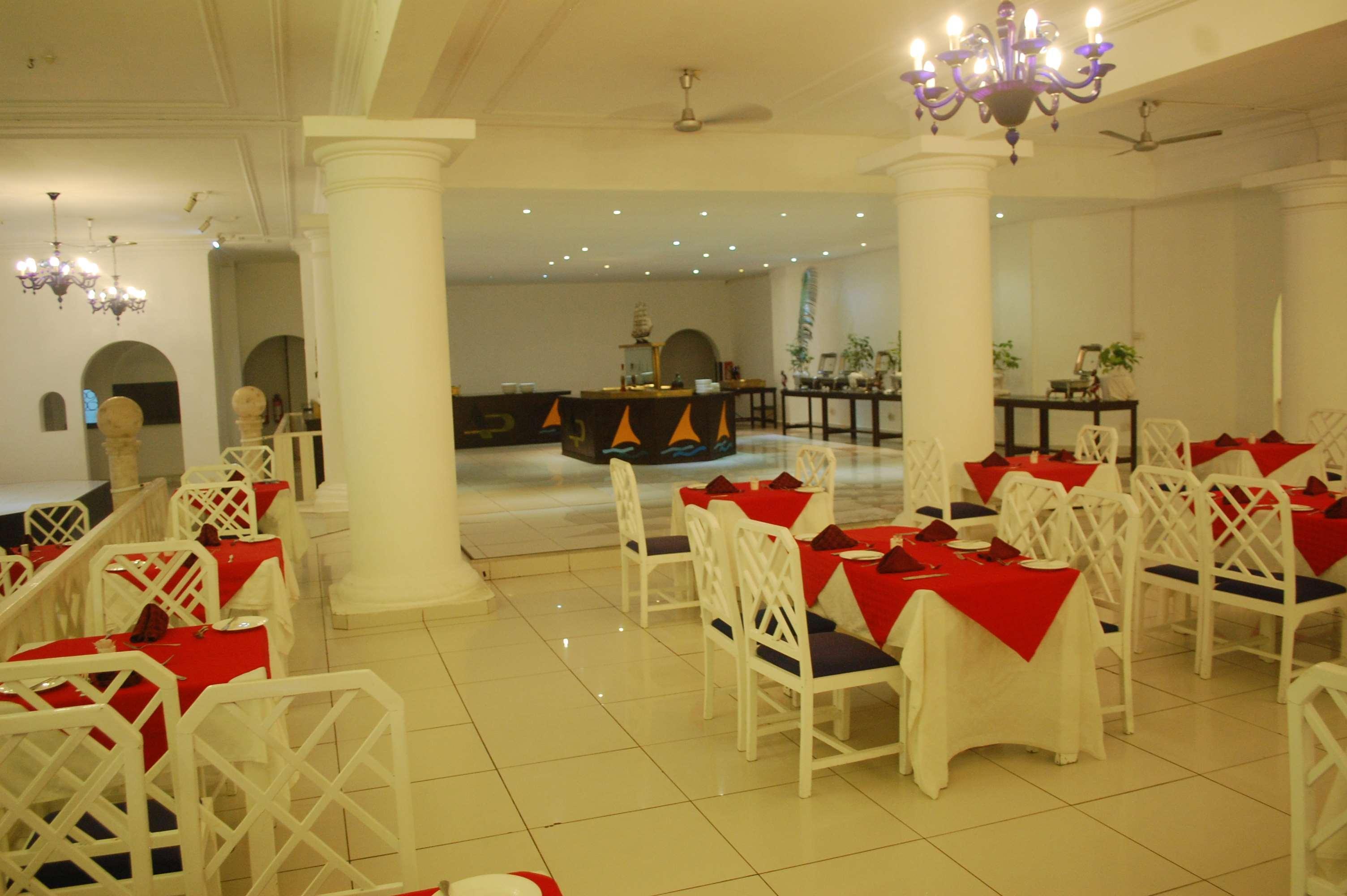 นยาลี ซัน อัฟริกา บีช โฮเทล แอนด์ สปา Hotel มอมบาซา ภายนอก รูปภาพ